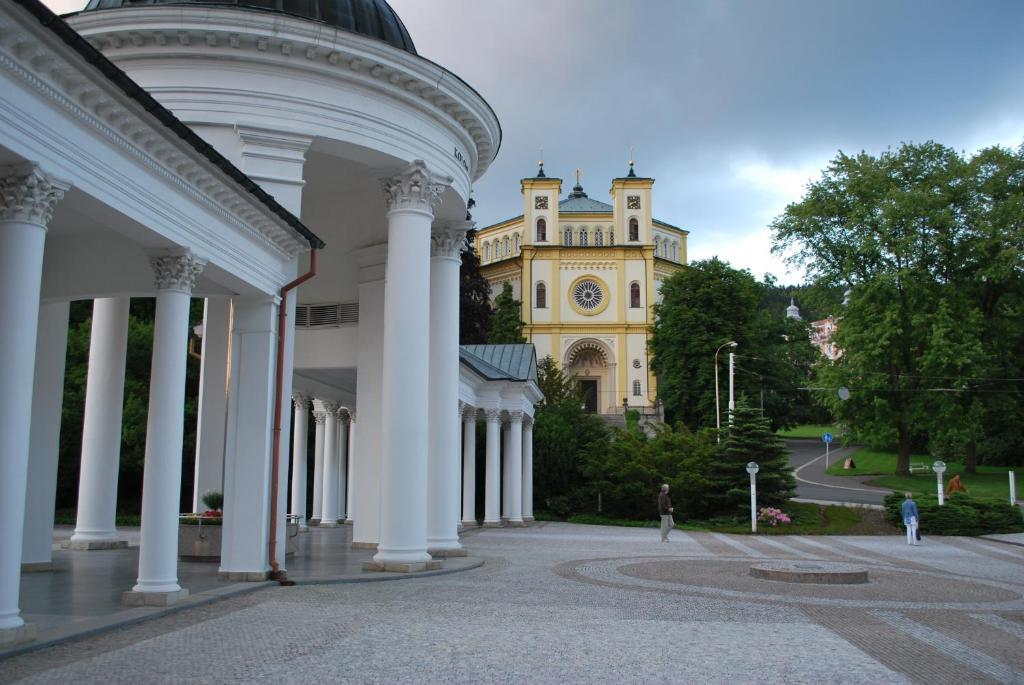 Hostel Foster Marianske Lazne Exterior foto